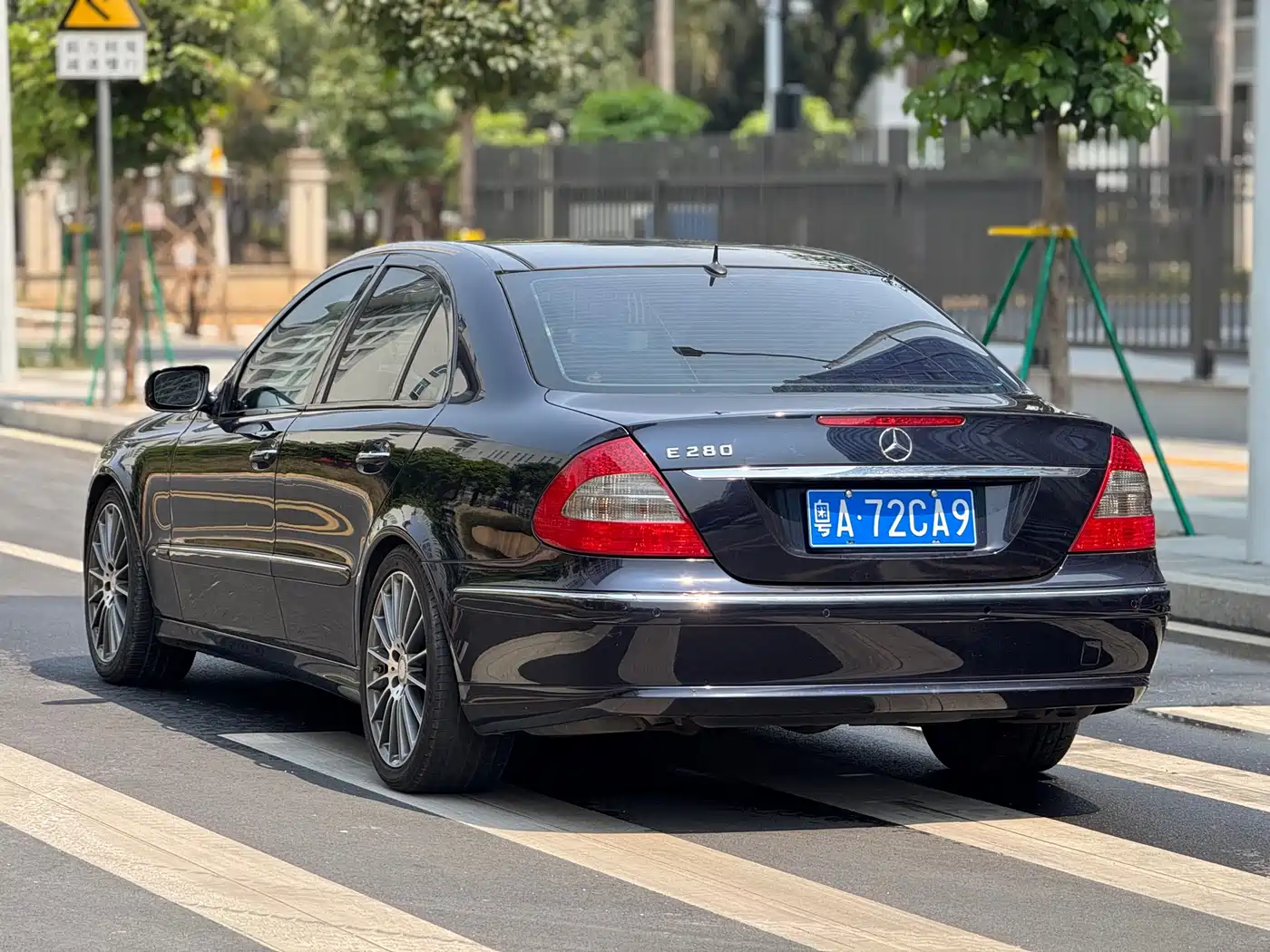 Mercedes-Benz E-Class 2007 E 280 Fashion фото 12
