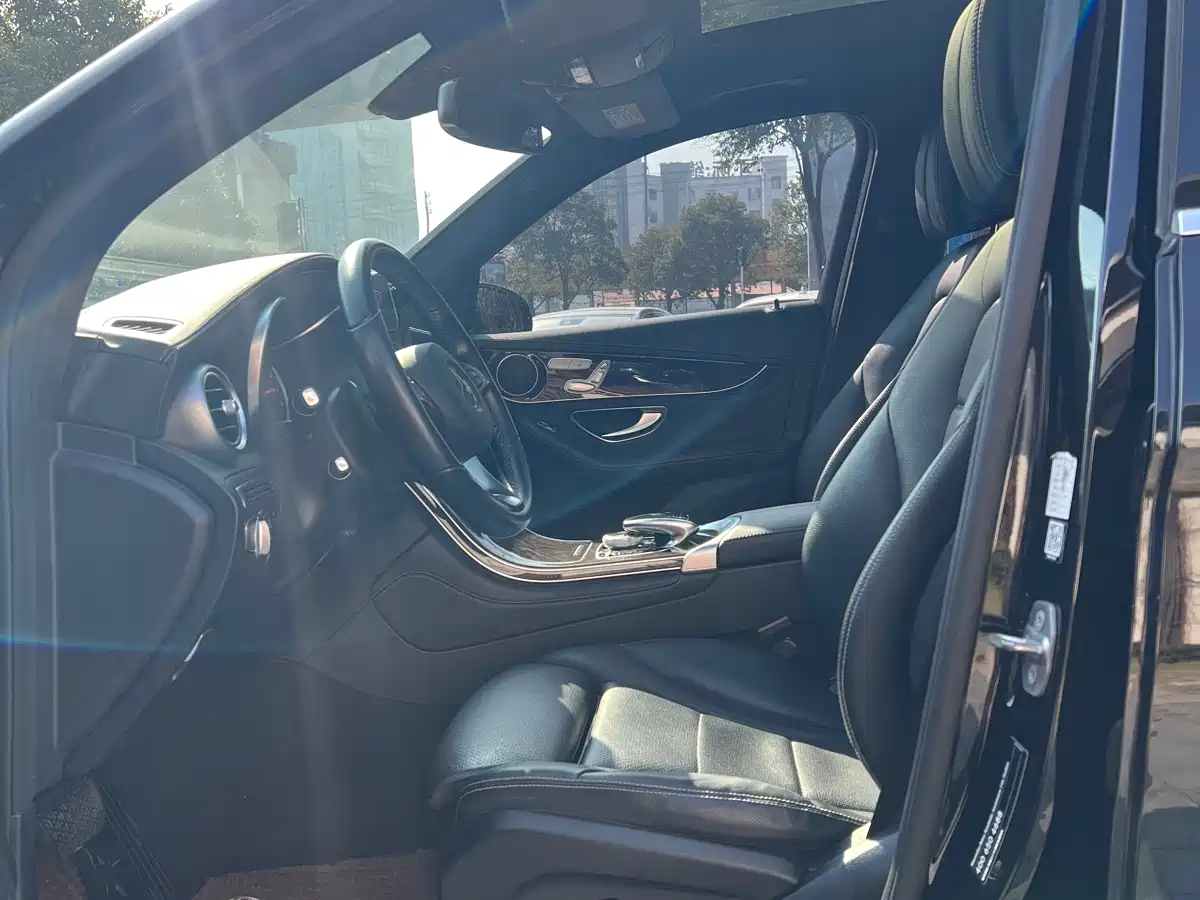 Mercedes-Benz GLC 2019 GLC 260 L 4MATIC Dynamic фото 6