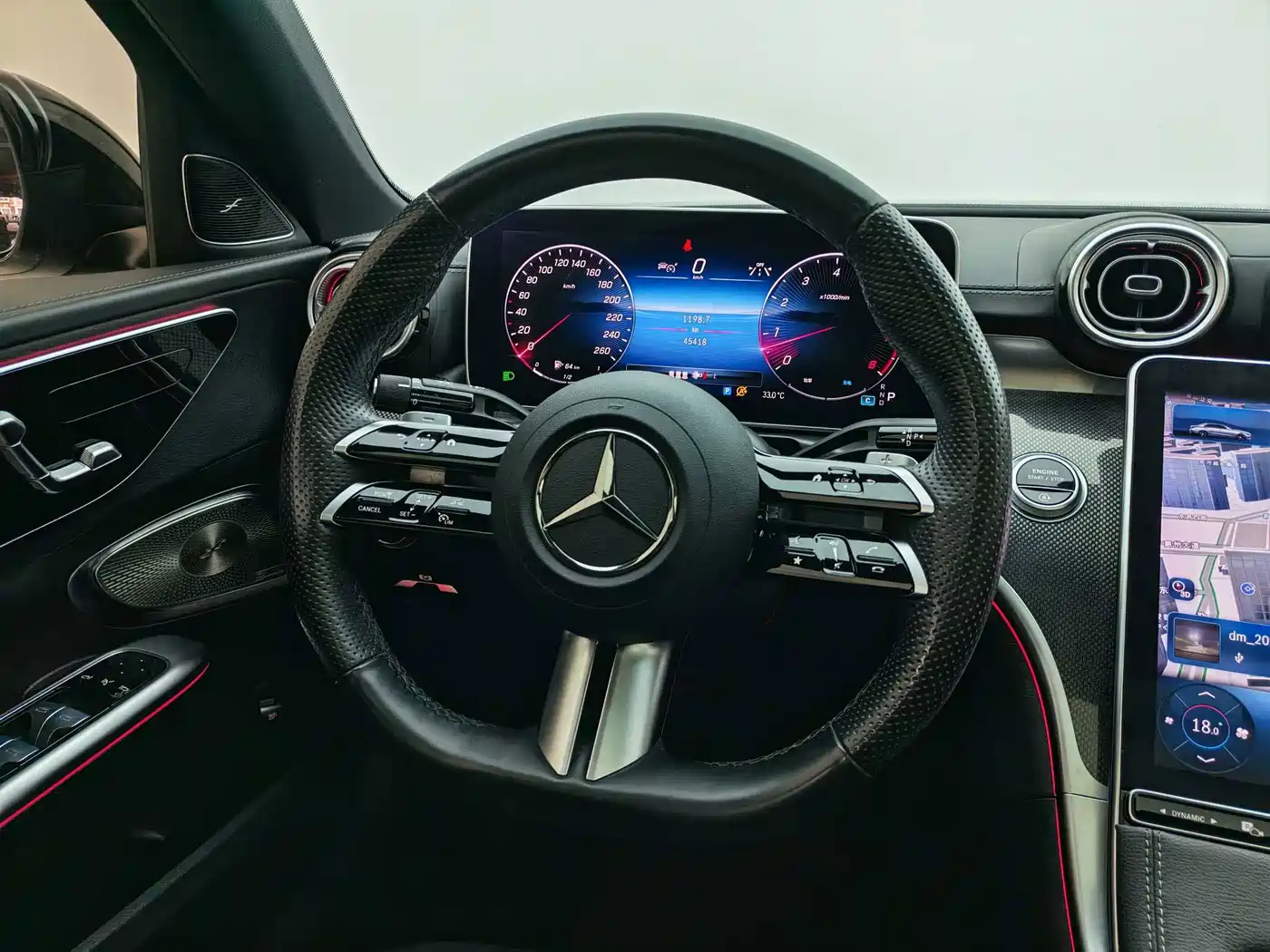 Photo 21 - Mercedes-Benz C-Class