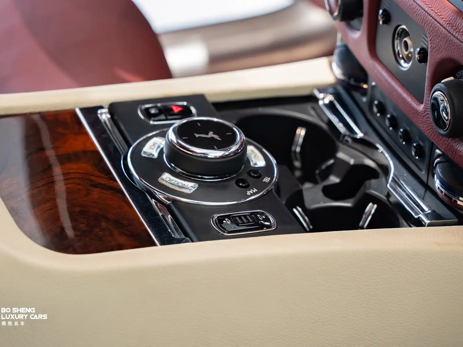 Фото 16 - Rolls-Royce Ghost