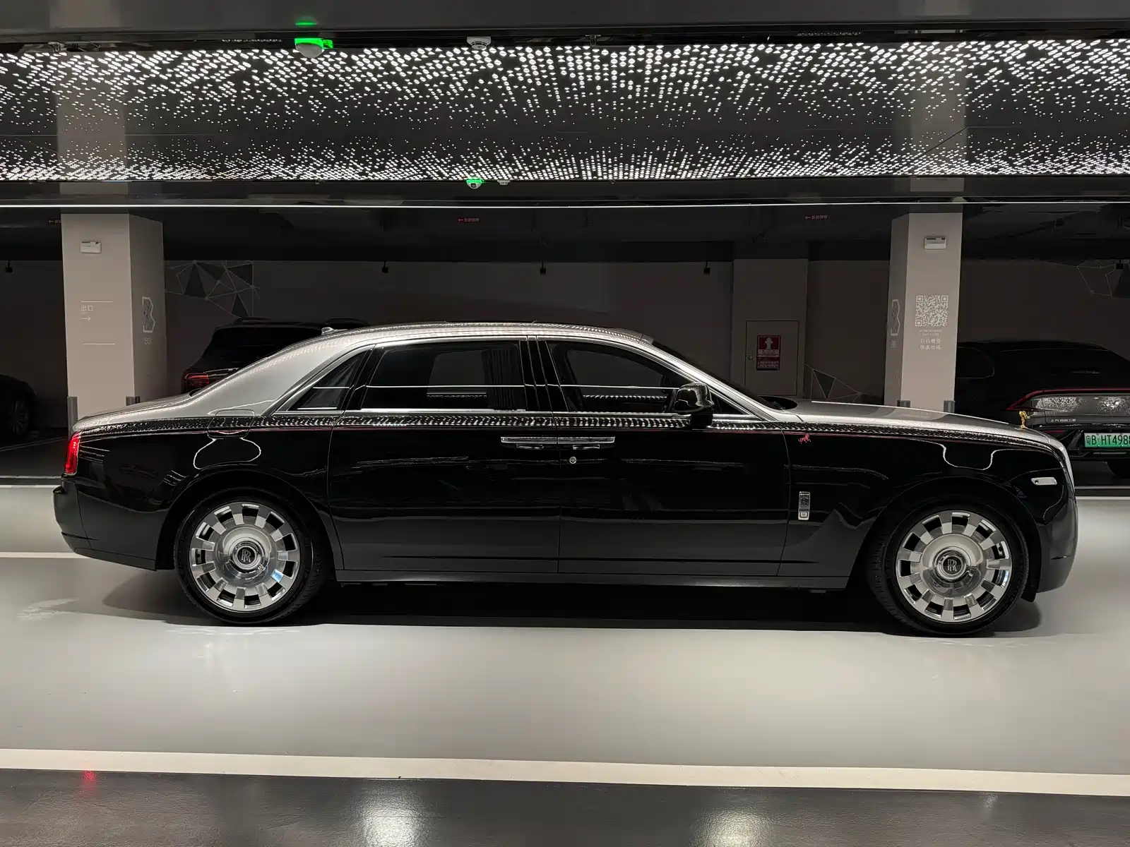 Фото 32 - Rolls-Royce Ghost