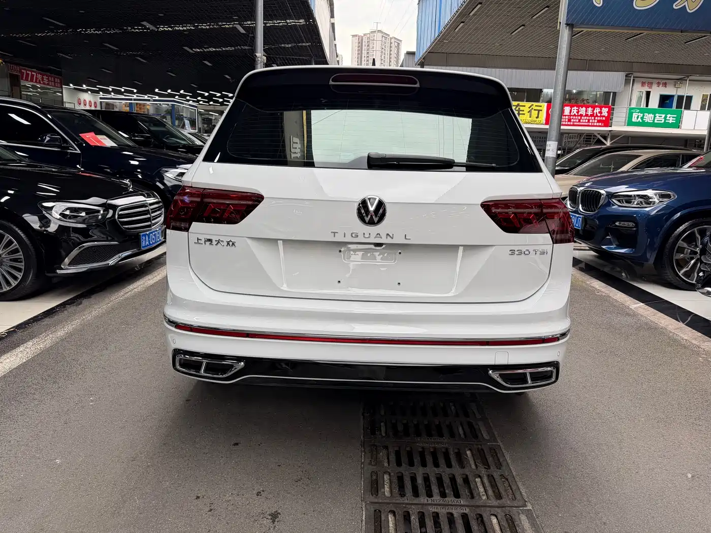 Volkswagen Tiguan L 2024 330TSI Automatic 2WD R-Line Premium Enjoyment Edition фото 5