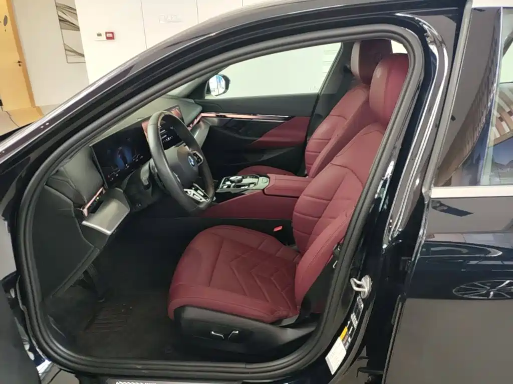 BMW i5 2026 2025 eDrive 35L M Sport Package