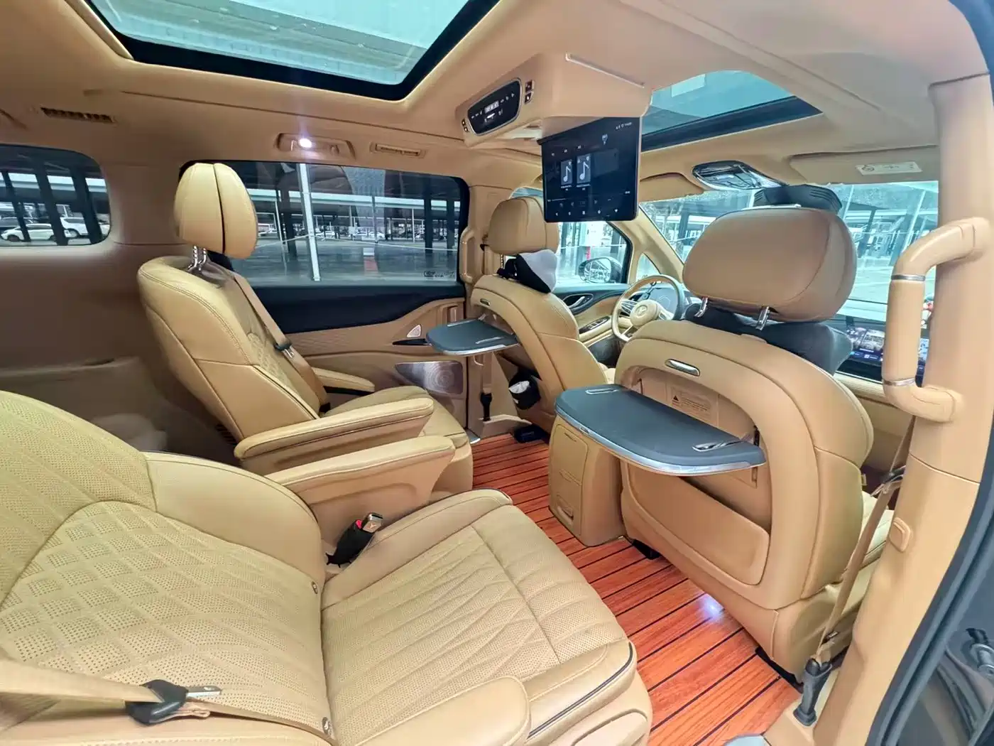 Voyah Auto Voyah Dreamer 2022 Low-carbon Dream+Smart Package фото 9