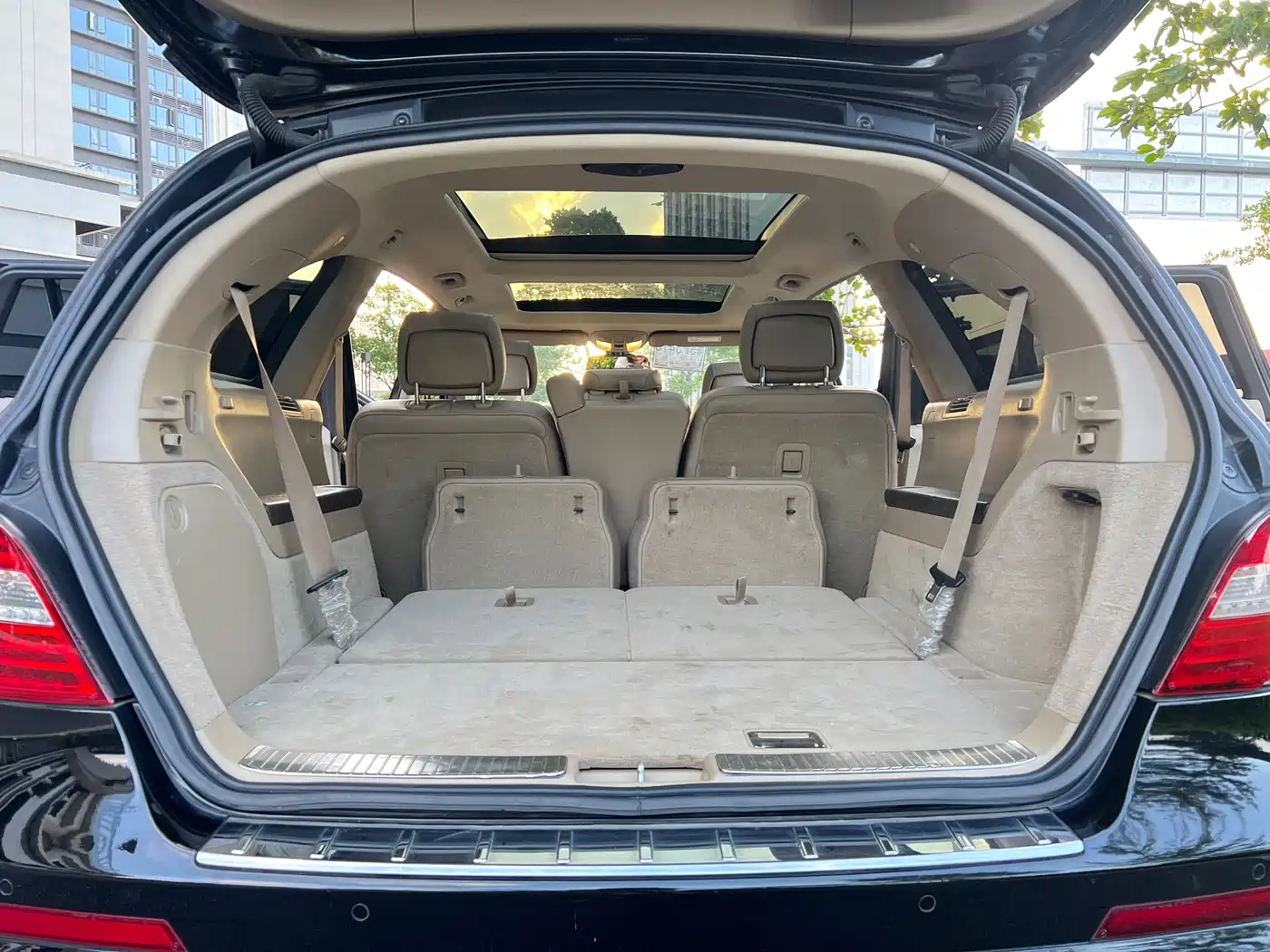 Mercedes-Benz R-Class 2017 R 320 4MATIC Business Collector's Edition фото 32