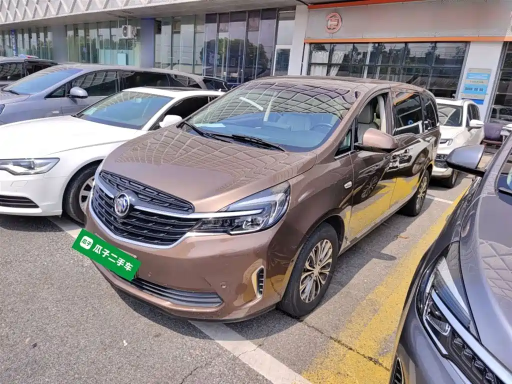 BUICK GL8