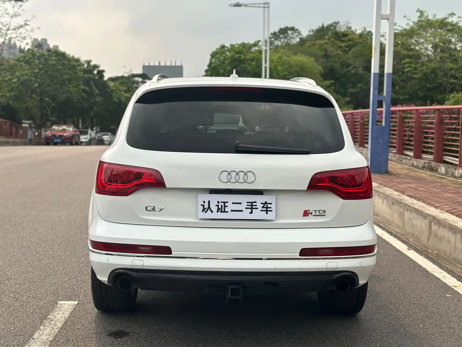 Photo 5 - Audi Q7