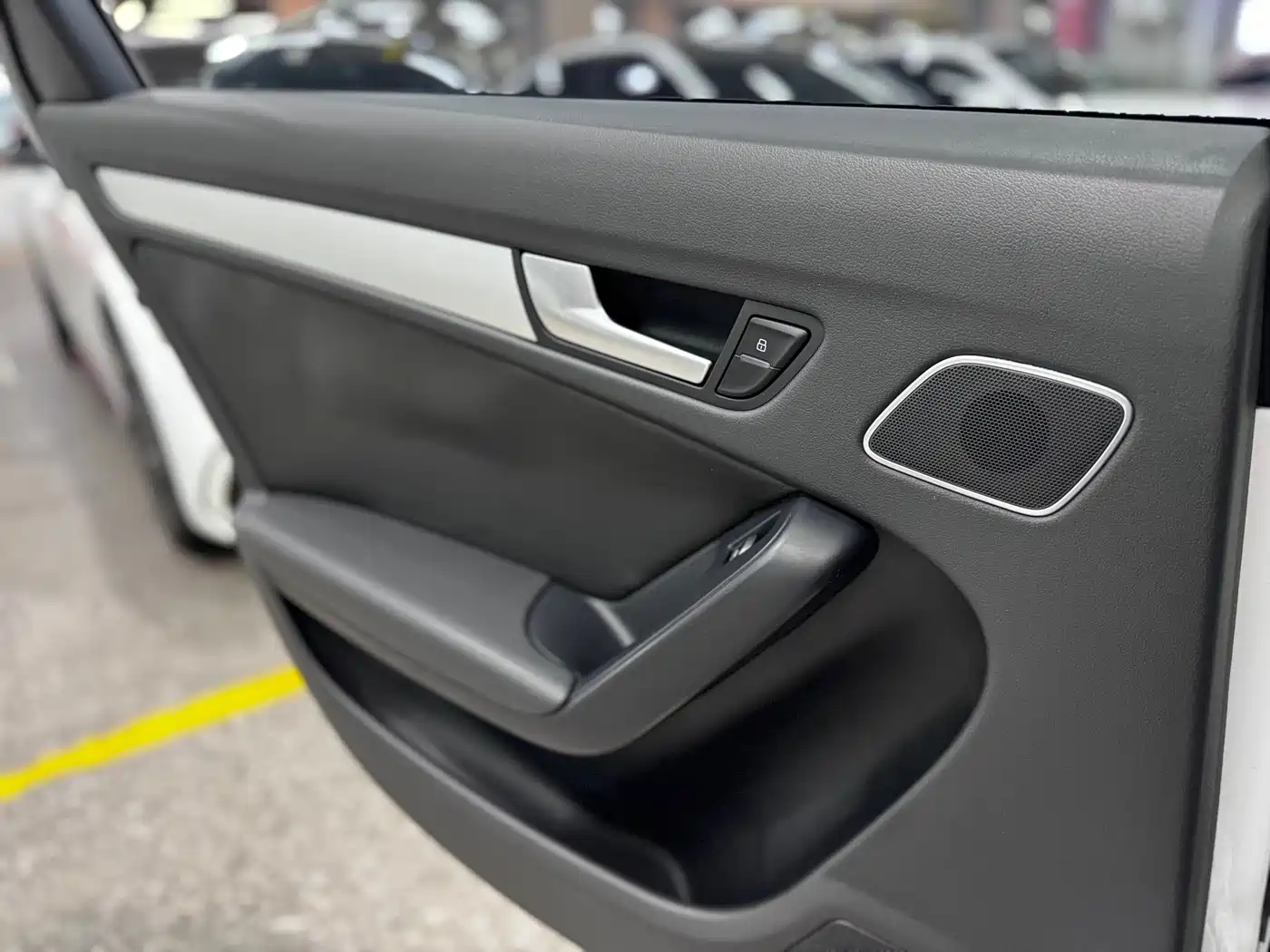 Audi A4L 2015 45 TFSI quattro Individual Sport фото 23
