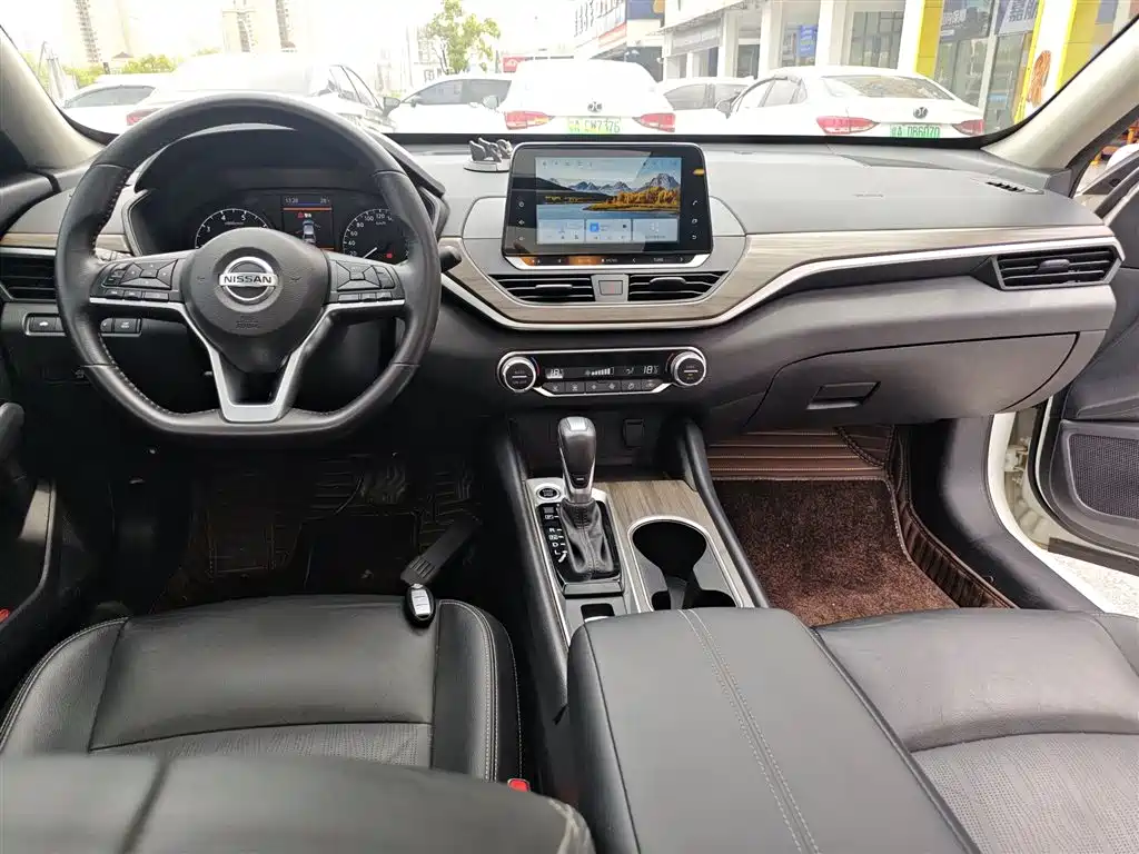Photo 10 - Nissan Teana