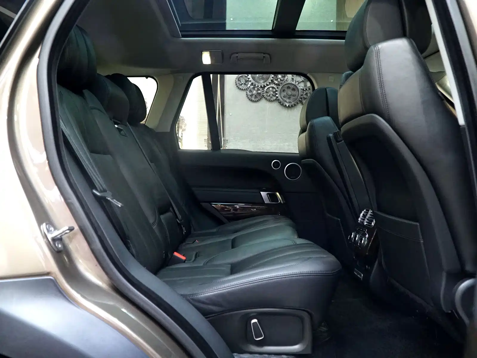 Фото 9 - Land Rover Range Rover
