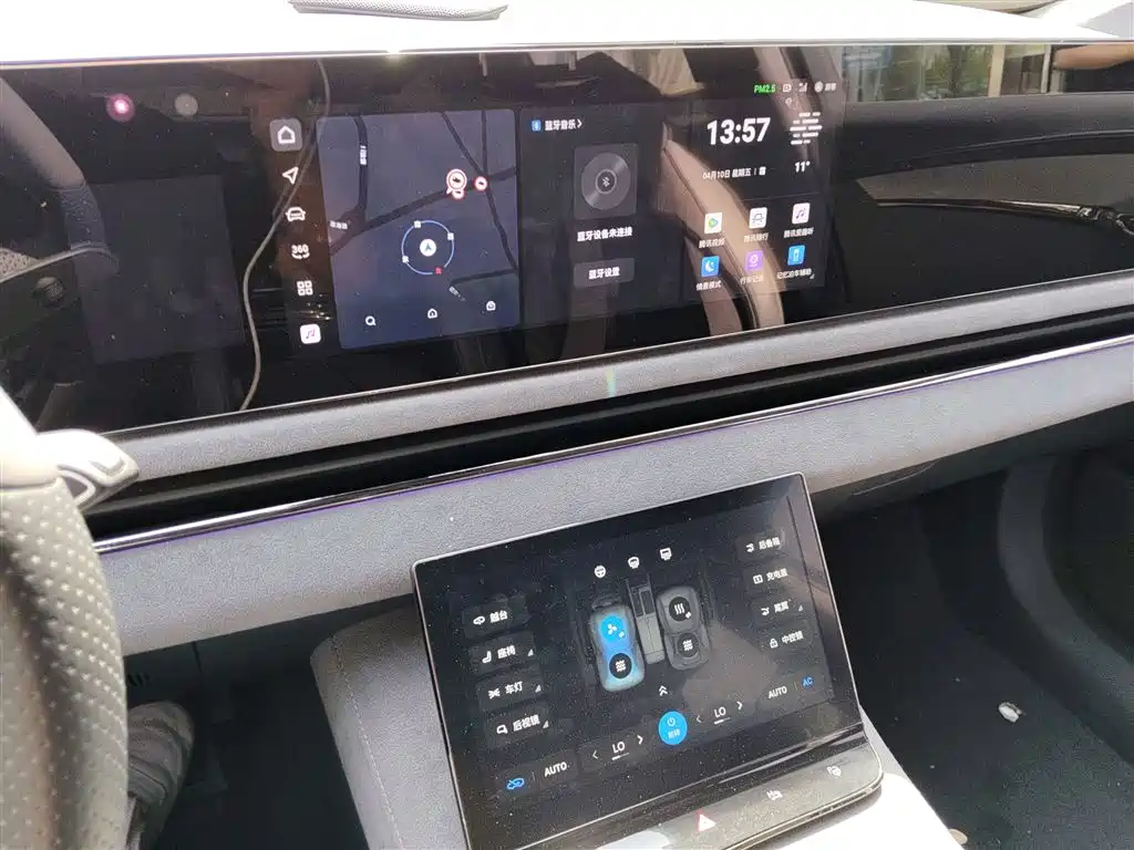 Voyah Auto VOYAH Zhuiguang 2023 4WD Flagship Edition фото 9