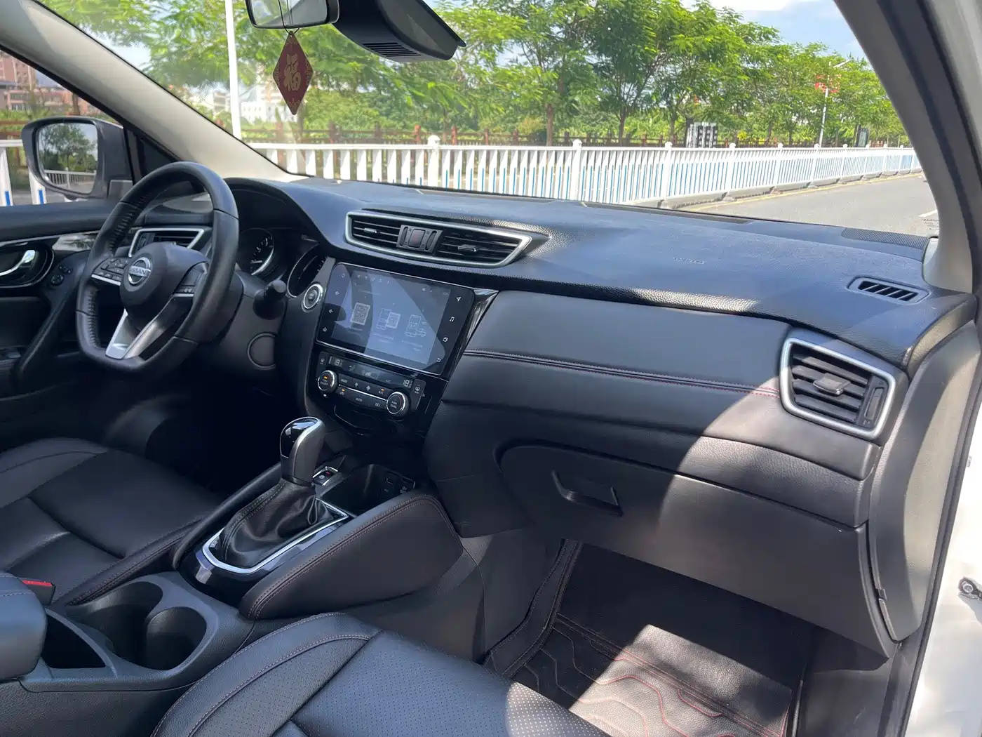 Фото 7 - Nissan Qashqai