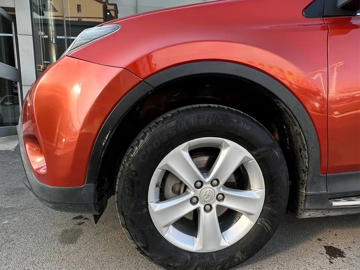 Toyota RAV4 Rongfang 2013 2.5L Auto 4WD Elite фото 17