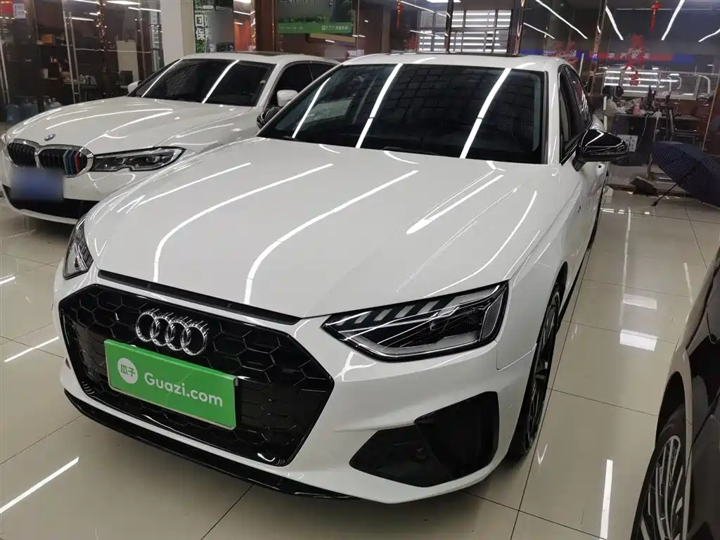 Audi A4L 2022 40 TFSI Luxury Dynamic