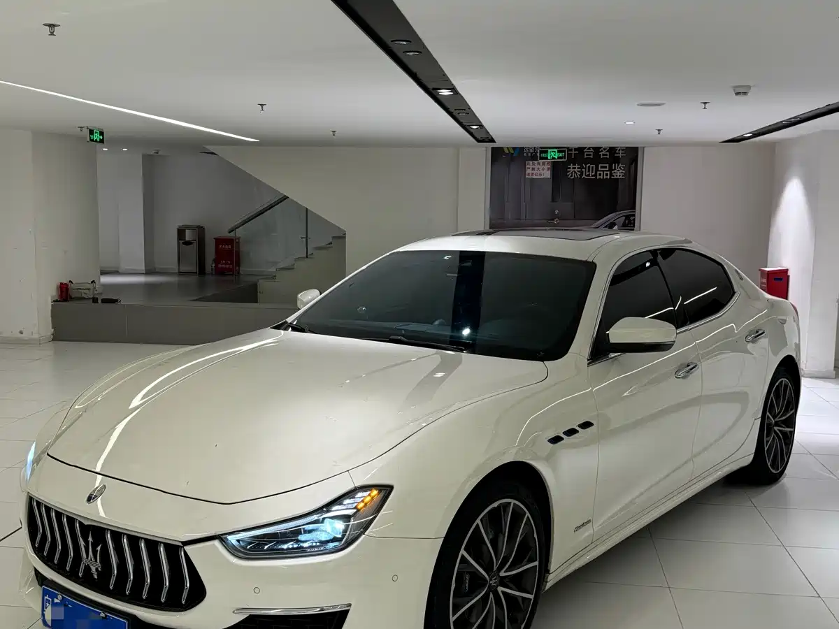 Maserati Ghibli 2021 2021 2.0T Edge Custom Edition