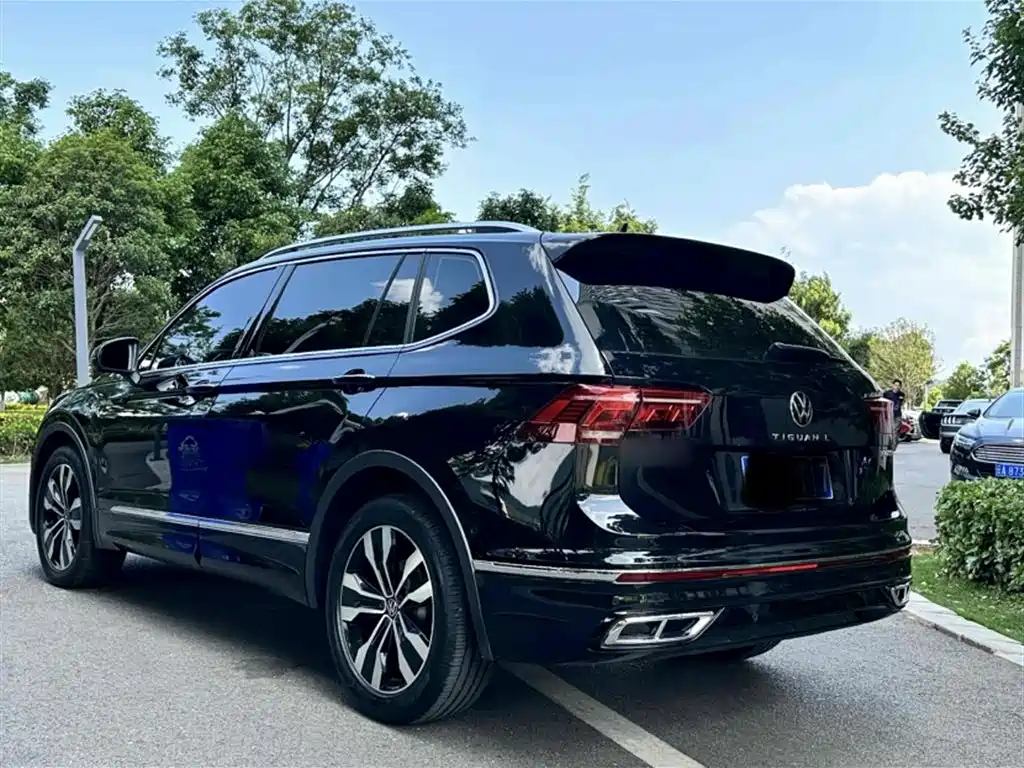 Volkswagen Tiguan L 2025 330TSI Automatic 2WD R-Line Dragon Glory Edition фото 10
