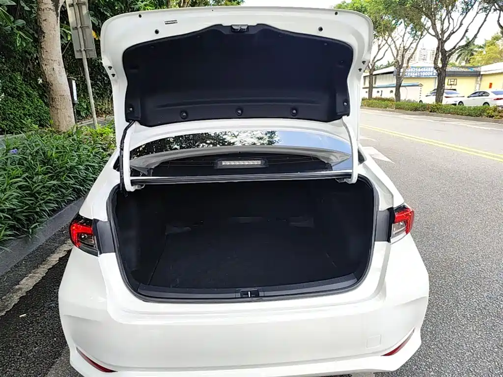 Toyota Corolla 2019 1.2T S-CVT GL-i Elite Edition фото 19