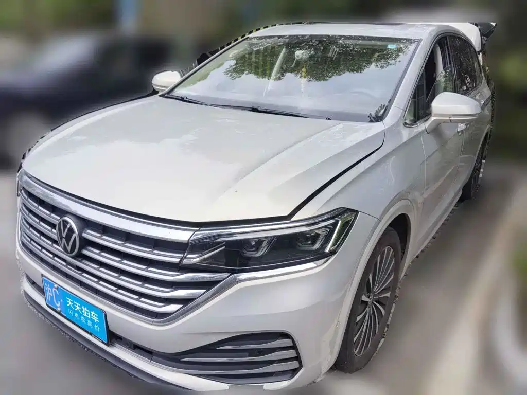 Volkswagen Viloran 2023 Facelift 380TSI Premium Edition