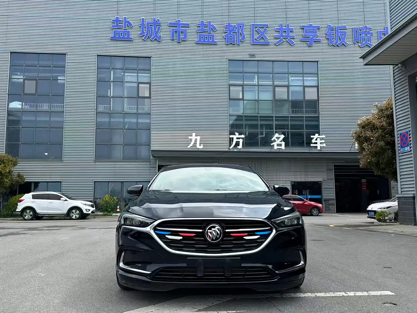 Buick LaCrosse 2019 28T Luxury Edition фото 3