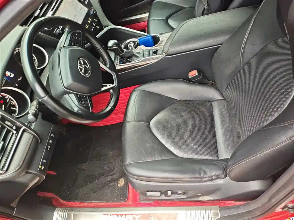 Toyota Camry 2018 2.5G Luxury Edition фото 16