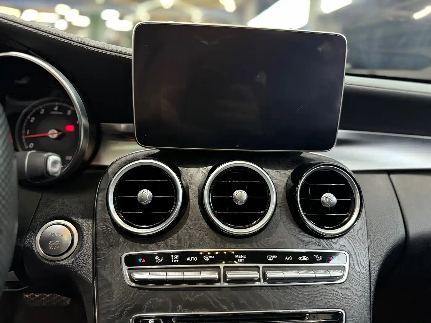 Mercedes-Benz C-Class 2015 C 300 L Sport фото 21