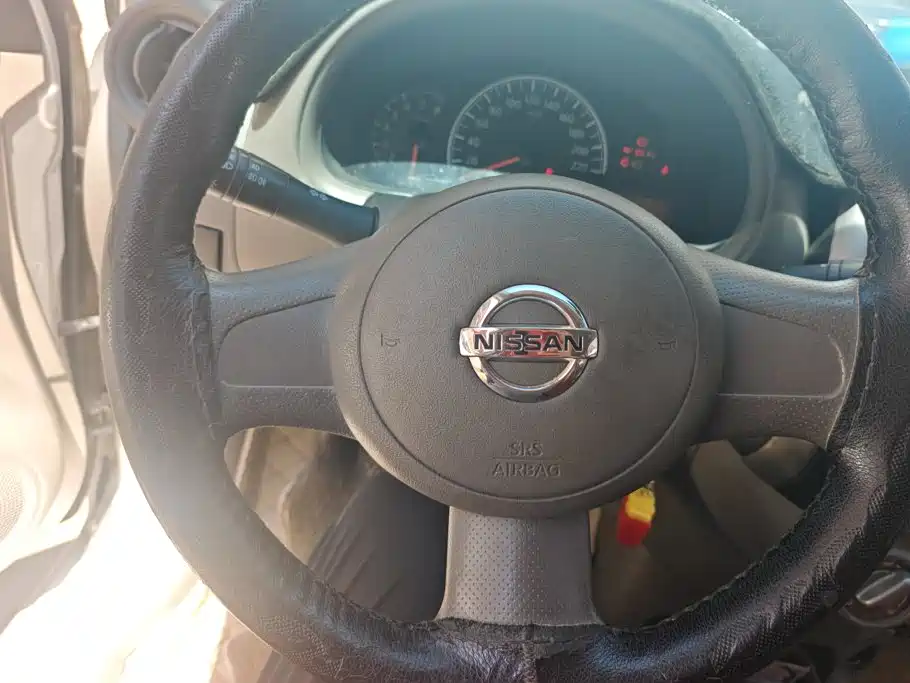Nissan Sunny 2012 2011 1.5XL Manual Luxury Edition