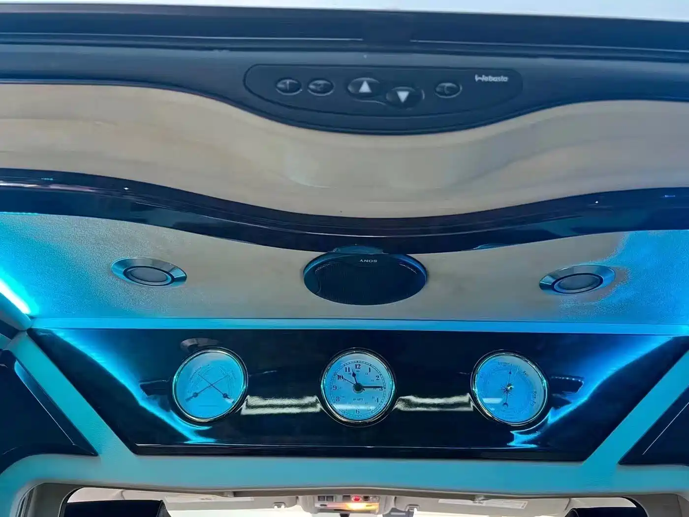 Cadillac Escalade 2013 6.2L ESV Platinum Extended фото 27