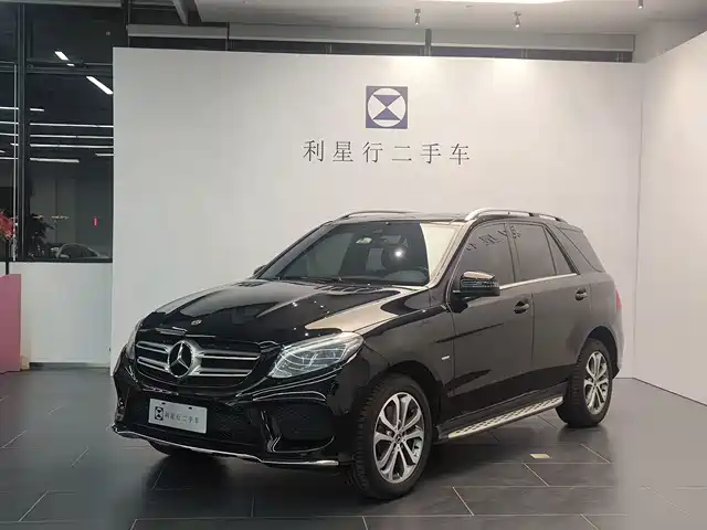 Mercedes-Benz GLE 2018 GLE 320 4MATIC Dynamic Ultimate Edition — фото 1