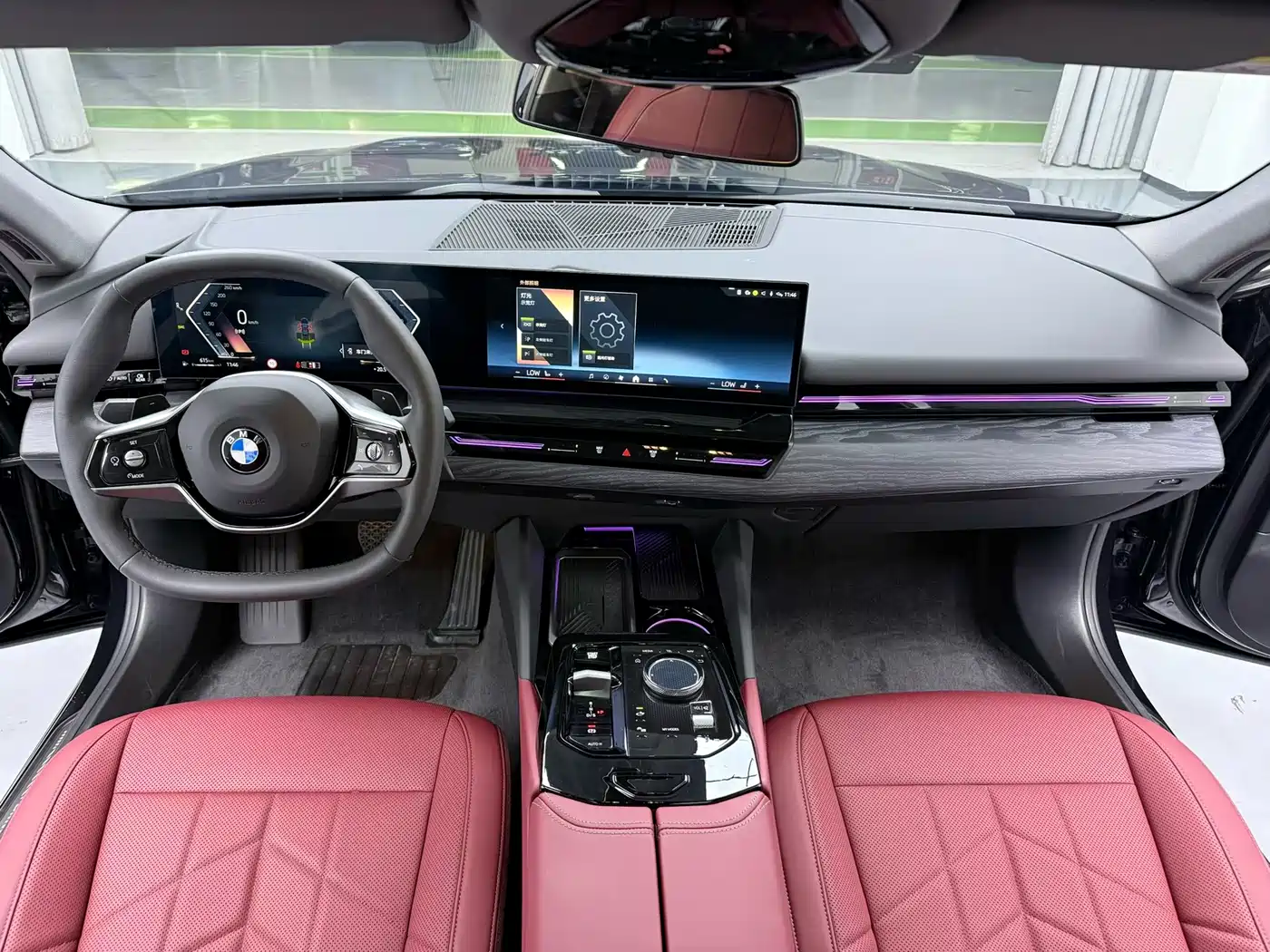 BMW 5 Series 2025 525Li Luxury Package фото 7