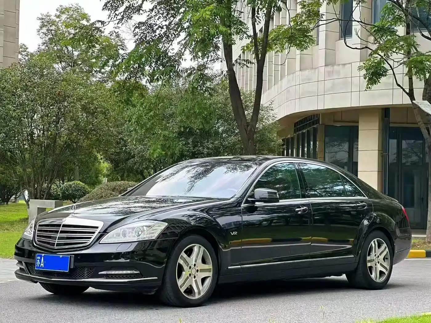 Mercedes-Benz S-Class 2010 S 600 L фото 2