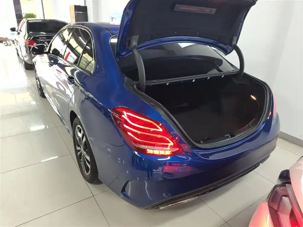 Mercedes-Benz C-Class 2017 Facelift C 200 Sport Edition фото 23