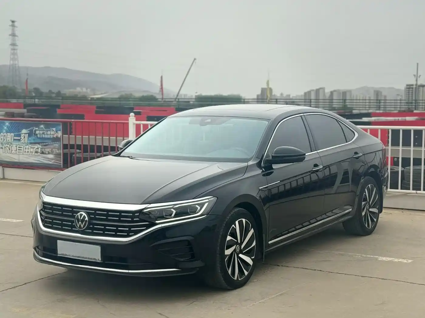 Volkswagen Passat 2022 380TSI Flagship Edition