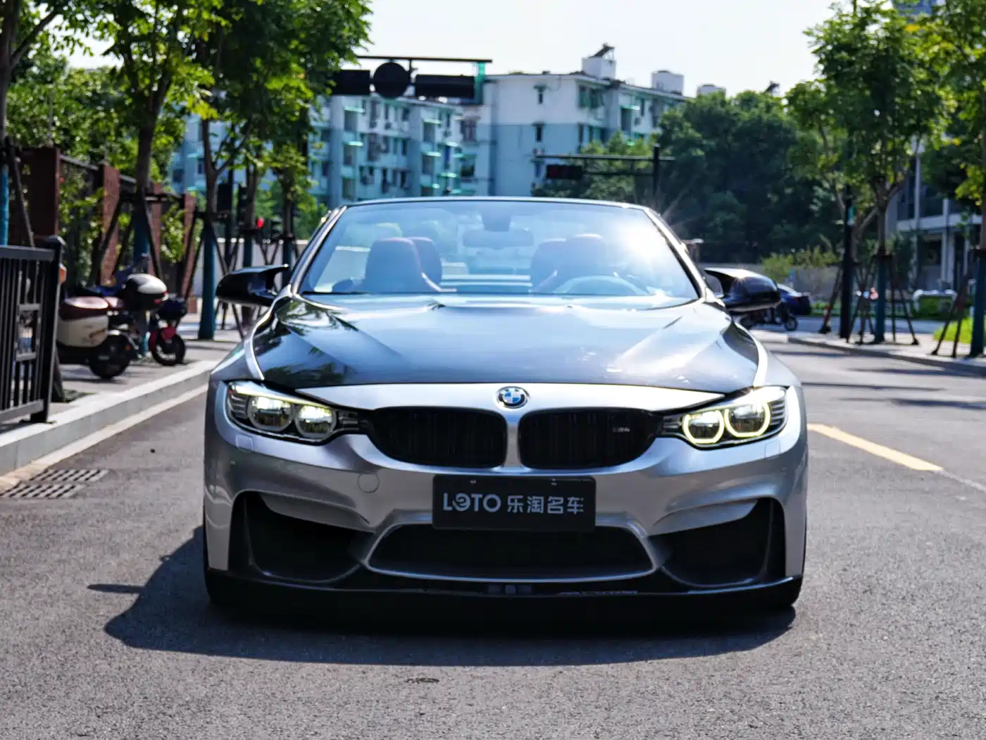 BMW M4 2017 2014 M4 Convertible Coupe