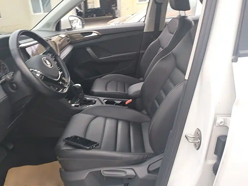 Volkswagen Tharu, миниатюра 15