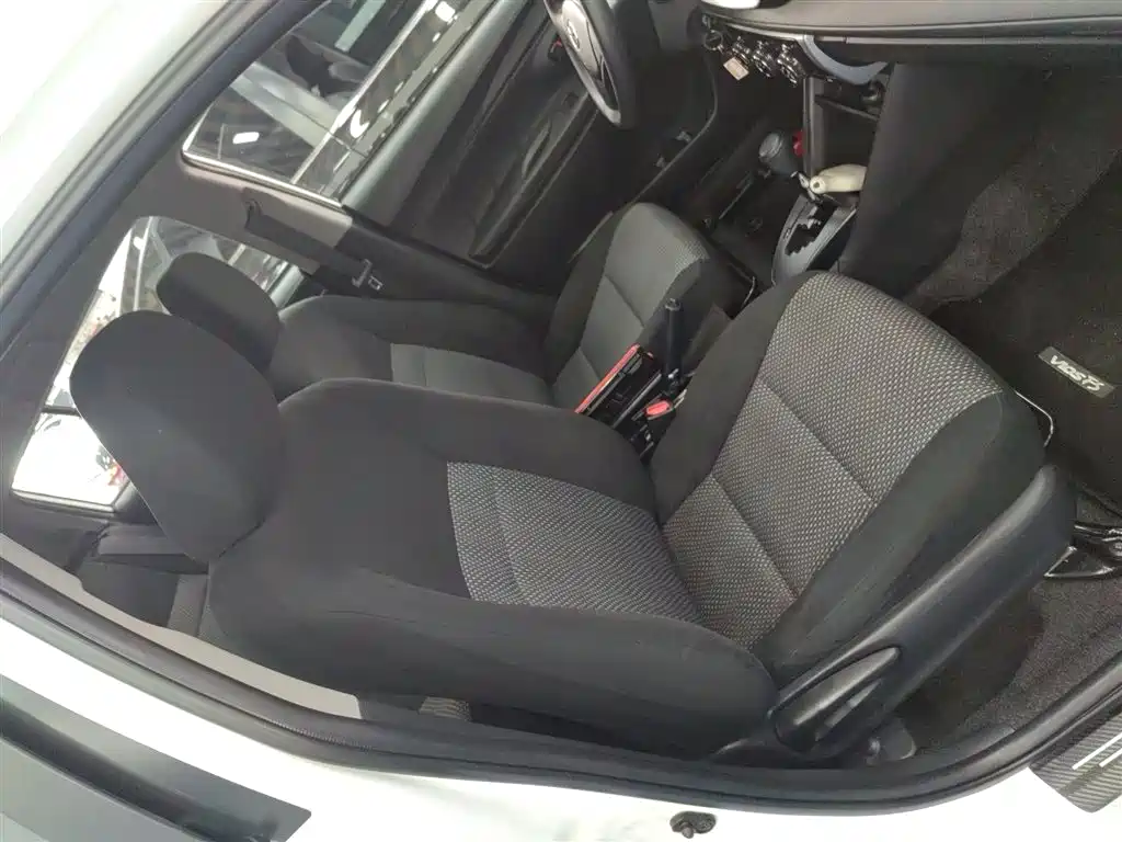 Toyota Vios FS 2017 1.5L CVT Fengchi Edition фото 20