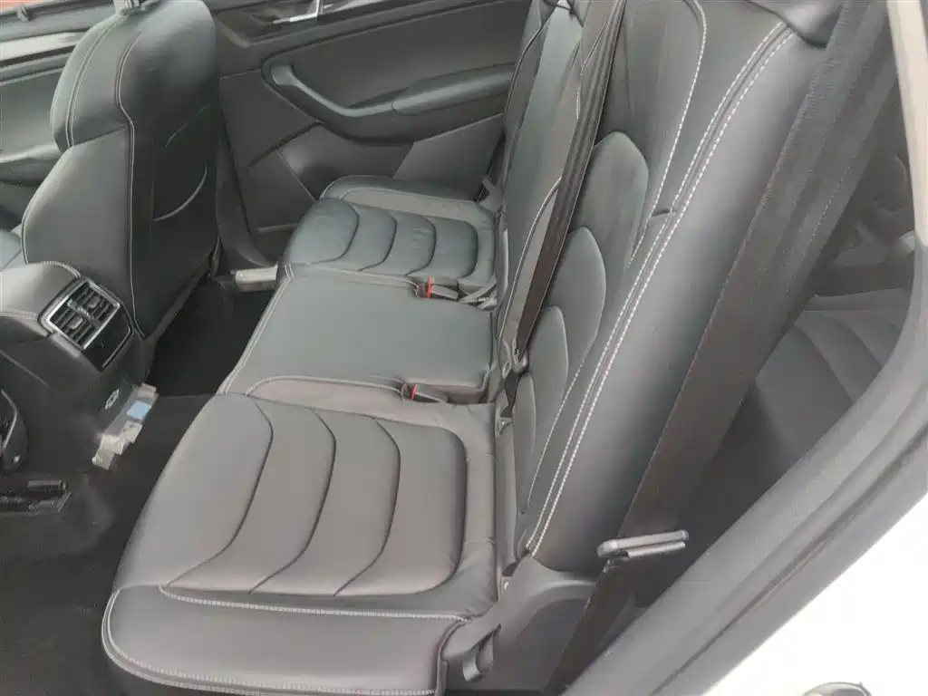 Škoda Kodiaq 2017 TSI330 7-seater 2WD Luxury Edition фото 17