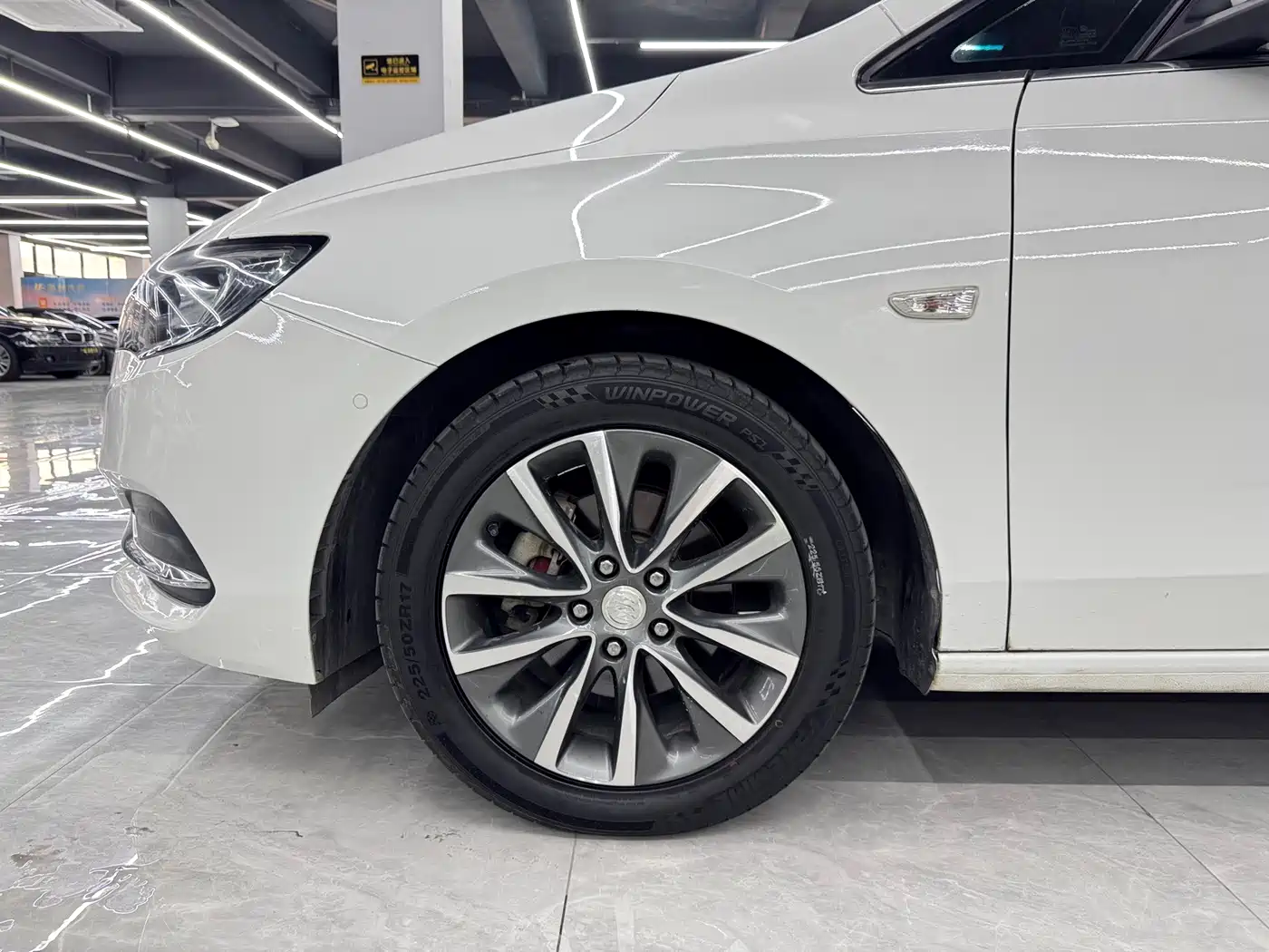 Buick GL6 2018 2018 18T 6-Seater Premium