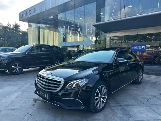 Mercedes-Benz E-Class 2019 Facelift E 300 L Fashion — фото 4