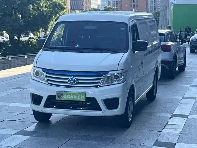 Changan Star 9 EV 纯电动厢式运输车2座60kW