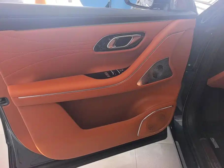 Geely Galaxy Galaxy M9 2026 2025 Base Model