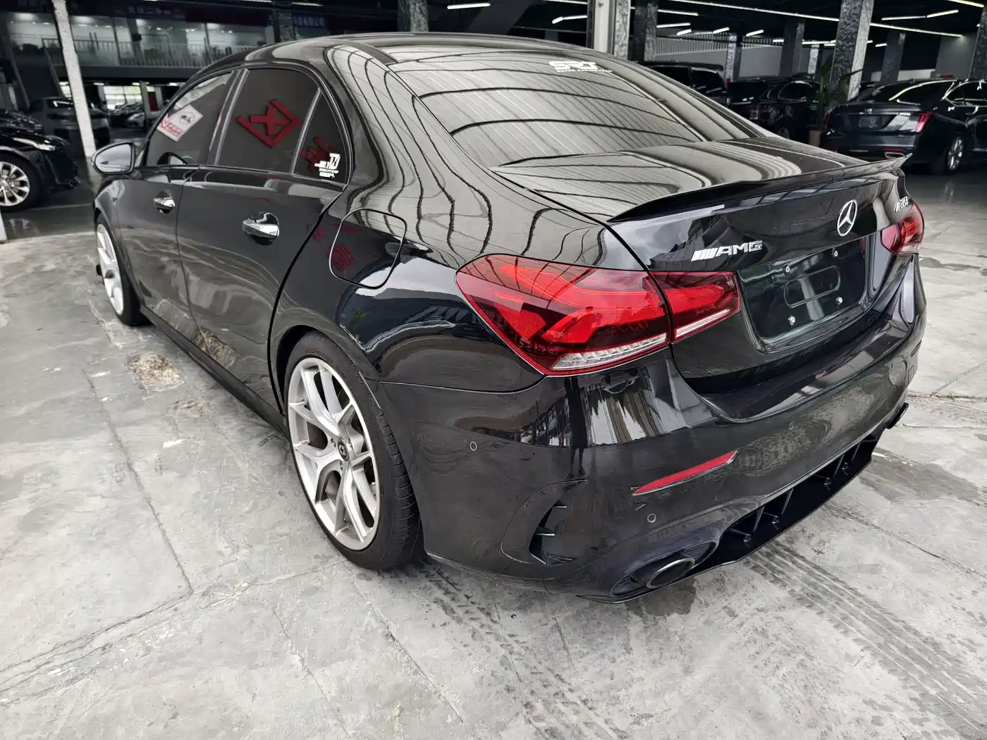 Mercedes-Benz A-Class AMG 2019 AMG A 35 L 4MATIC фото 18