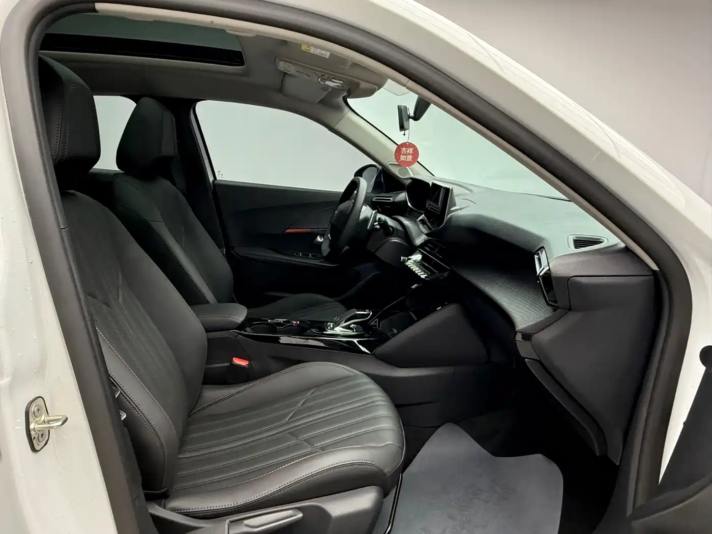 Peugeot 2008 2022 230THP THE ONE фото 10