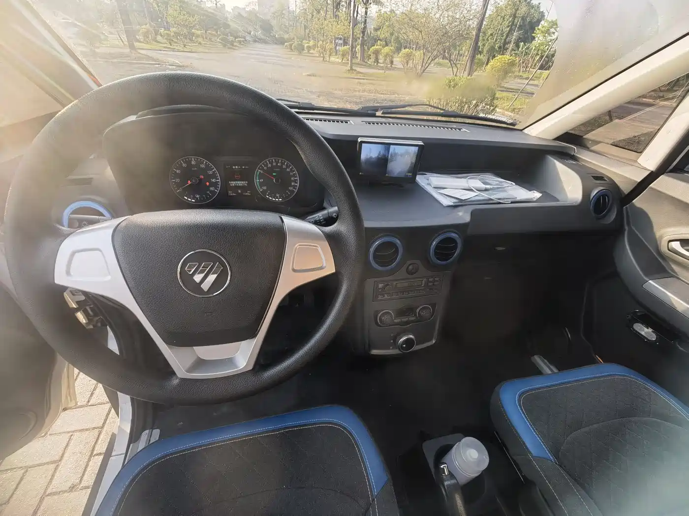 FOTON A LOT OF MONEY