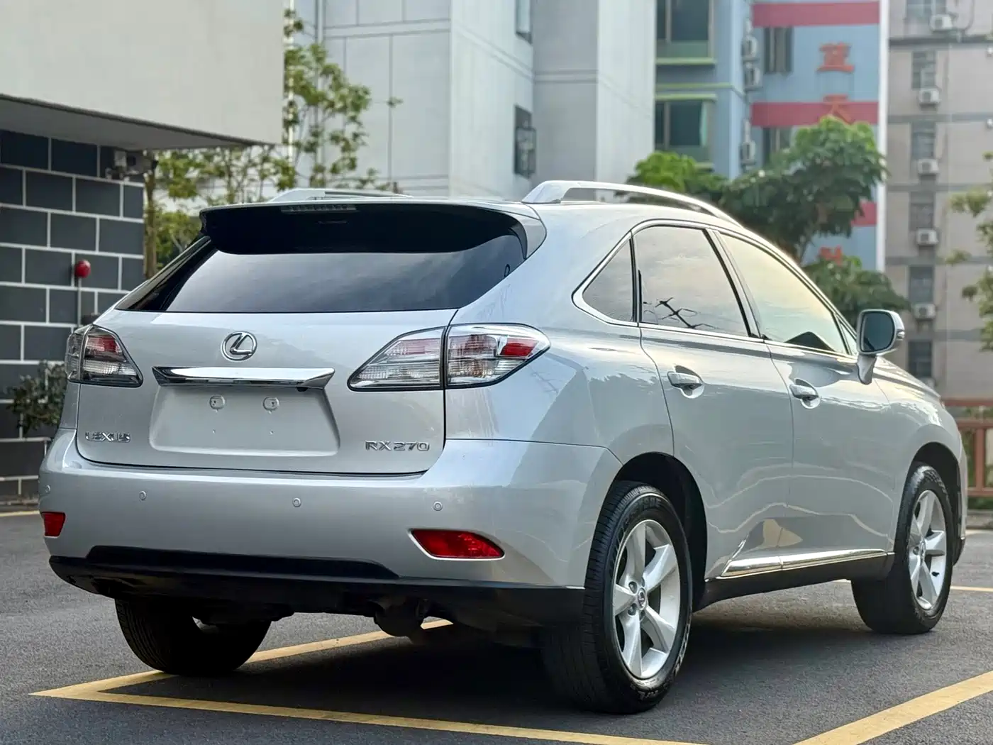 Фото 6 - Lexus RX Classic