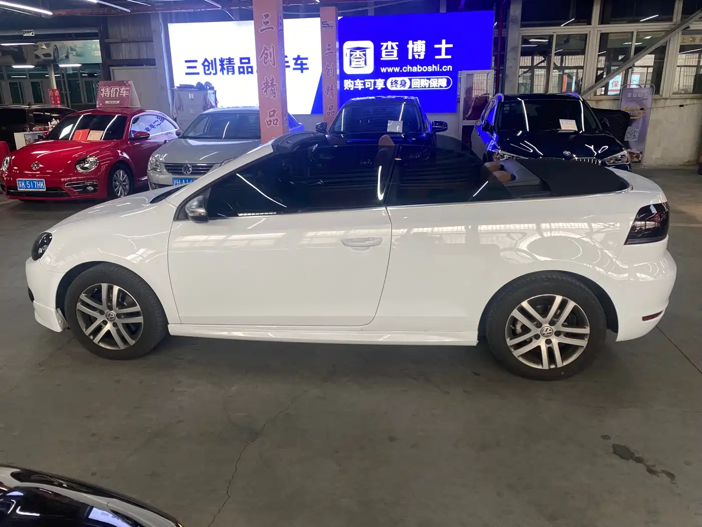 Volkswagen Golf (Import) 2012 1.4TSI Luxury Convertible Edition фото 8
