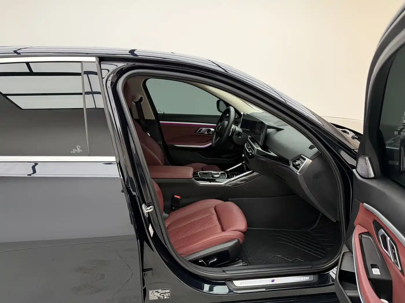 BMW 3 Series 2023 320Li M Sport Package фото 11