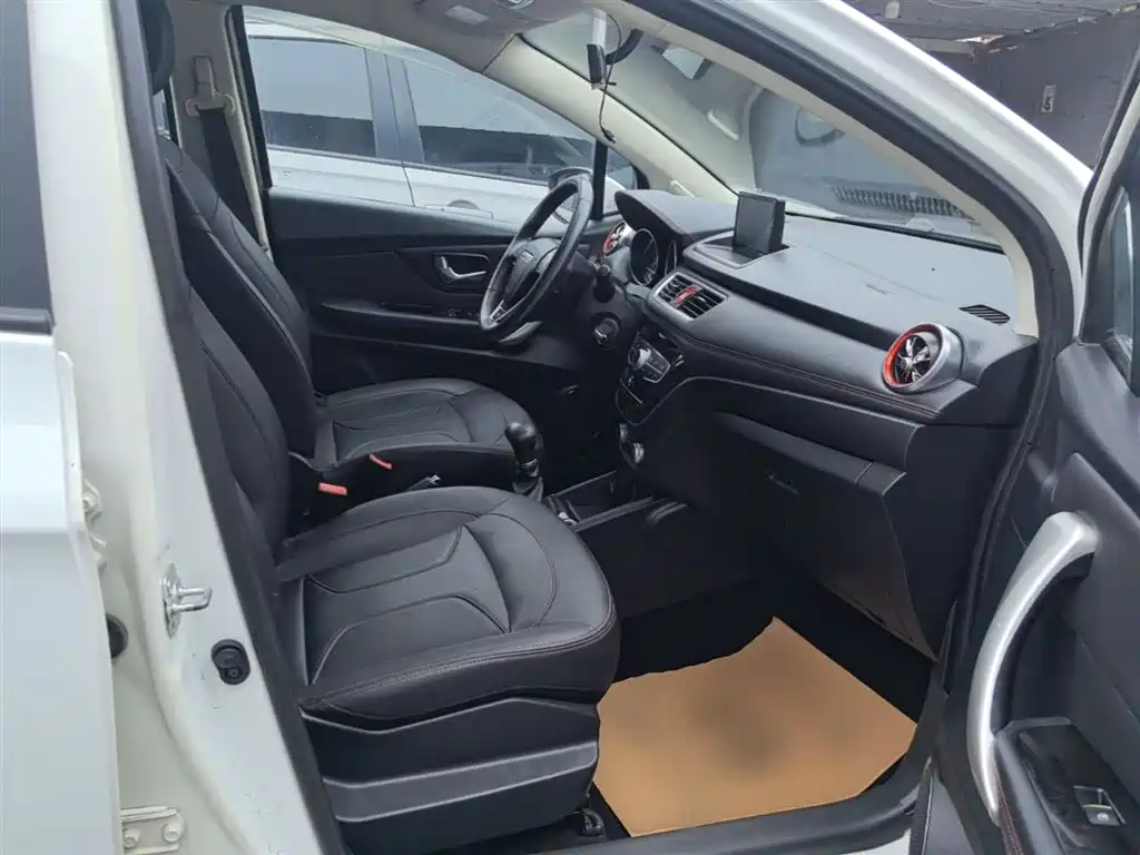 Haval H1 2016 Facelift Blue Label 1.5L AMT Comfort фото 25