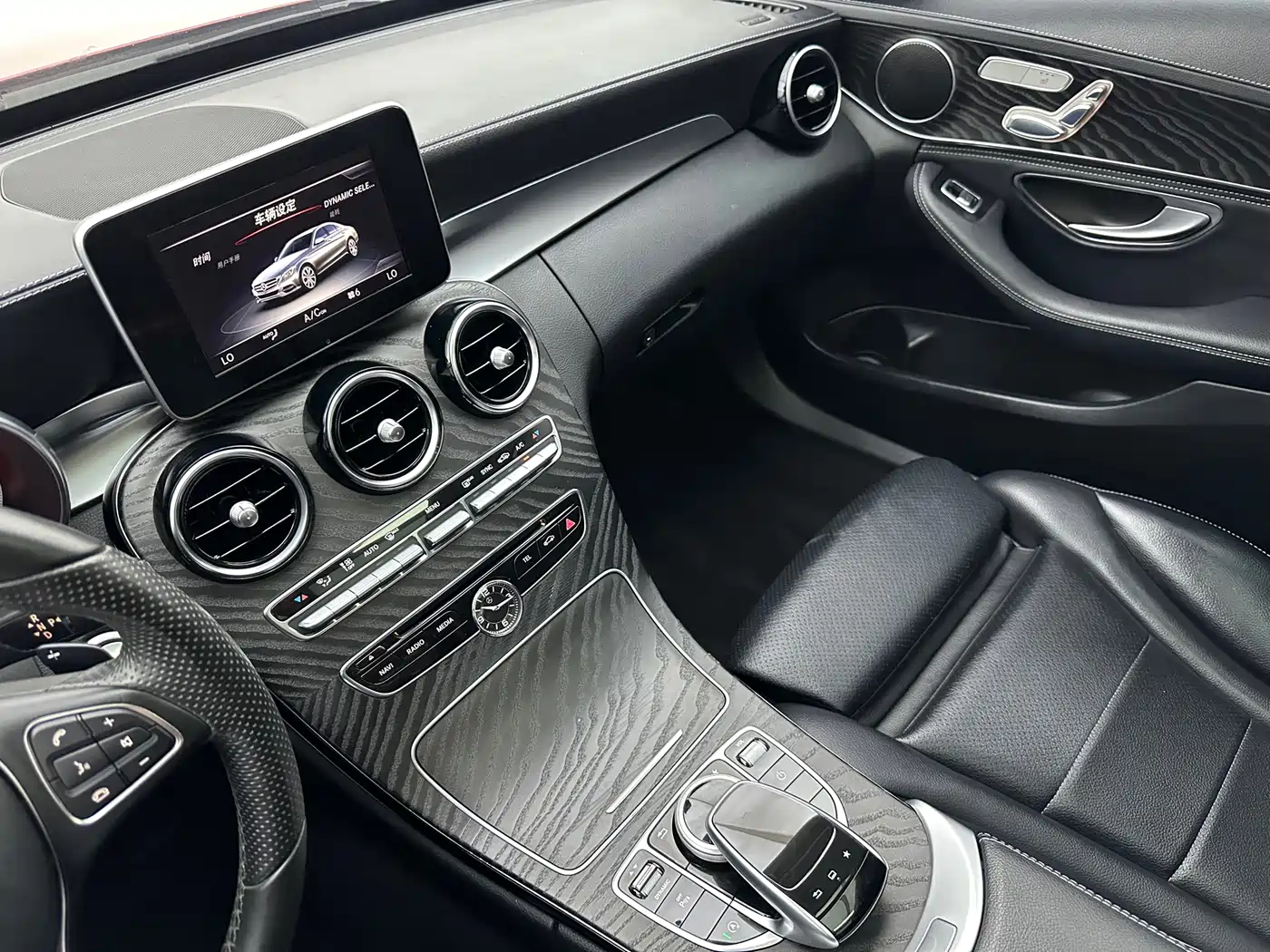 Mercedes-Benz C-Class 2016 C 200 L Sport фото 14