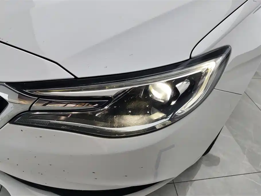 Buick Excelle 2021 Exemplar 1.5L Auto Elite фото 5