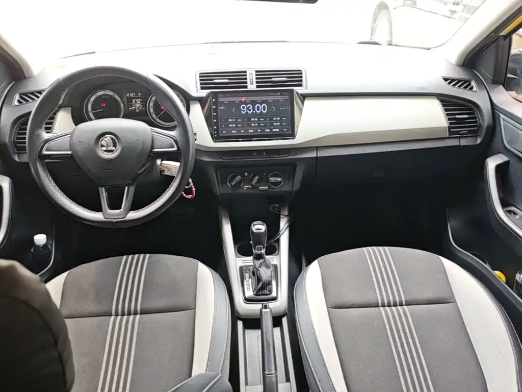 Škoda Fabia 2018 2017 1.6L Automatic Chuangxing Edition